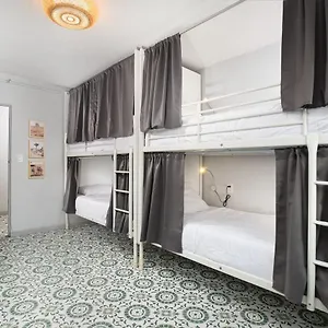 Bungalows Hostel Las Vegas