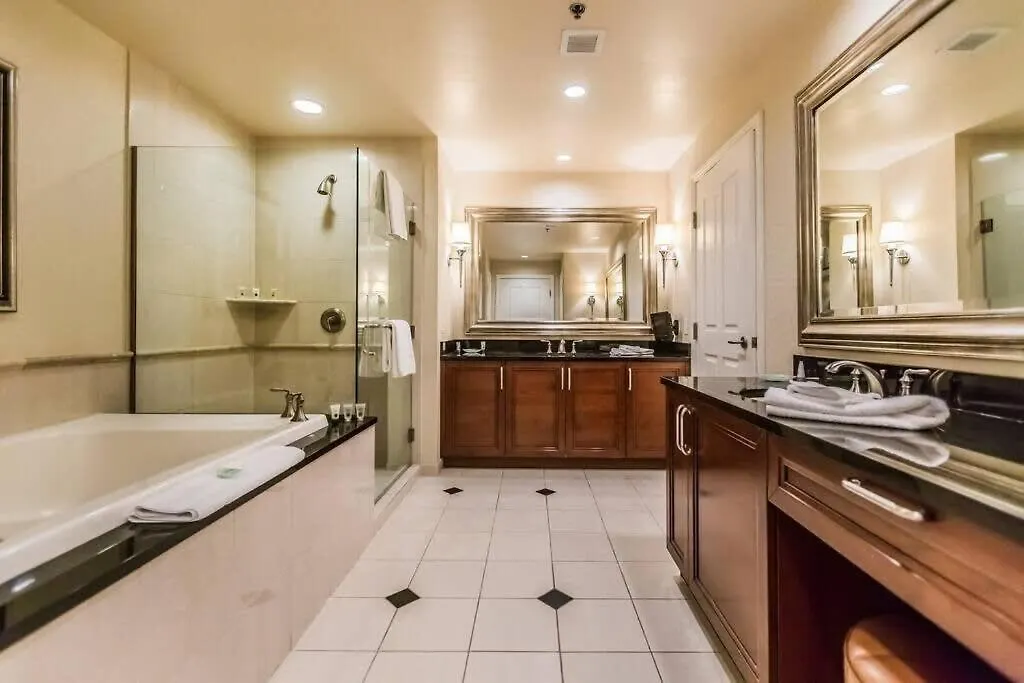 Stunning Mgm 1Br W Airport & Mountain Views 10802 Apartment Las Vegas